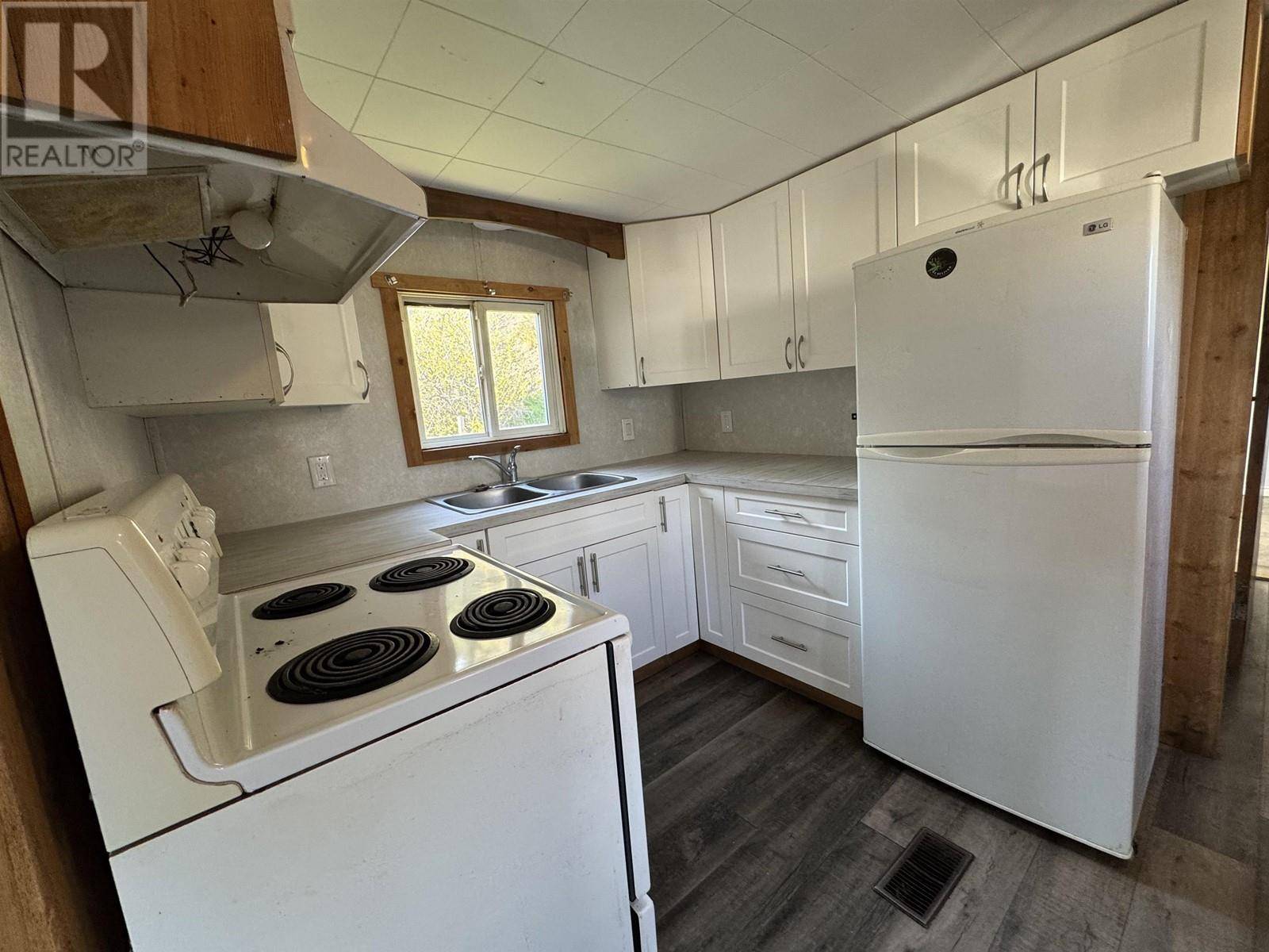 Williams Lake, BC V2G5E7,560 SODA CREEK RD #8