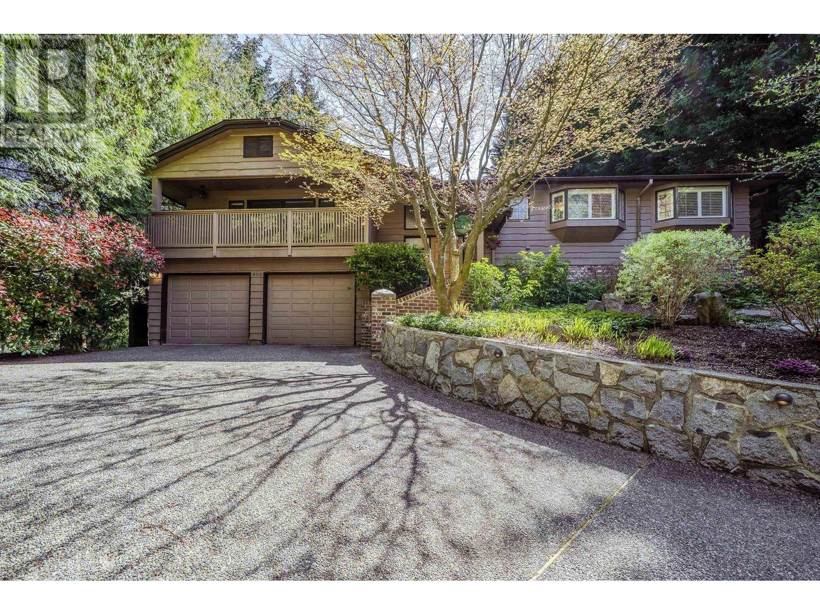 West Vancouver, BC V7W2W6,4710 MEADFEILD ROAD