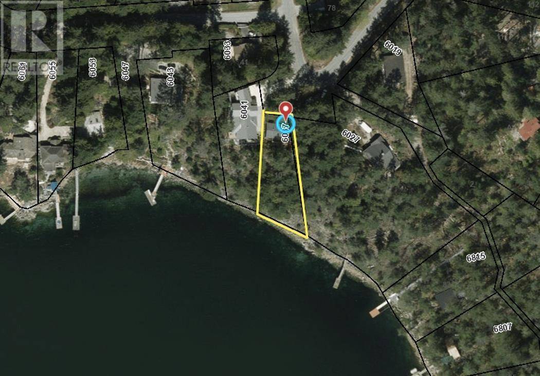Sechelt, BC V7Z0C9,6037 SANDY HOOK ROAD