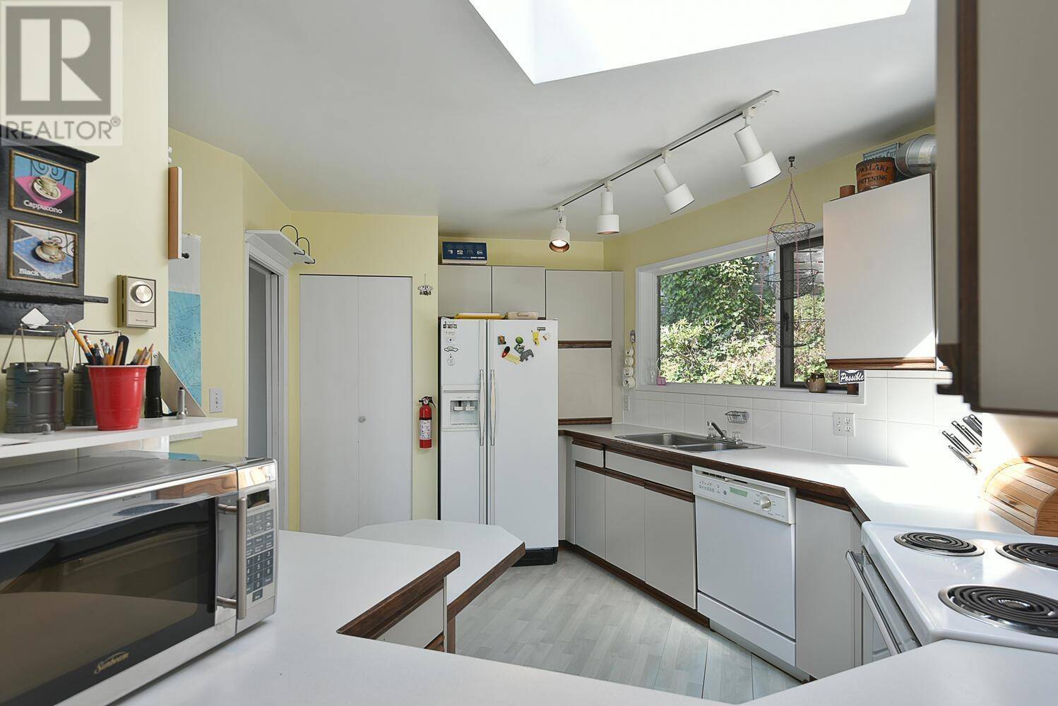 Sechelt, BC V7Z0T3,7297 BELLE ROAD