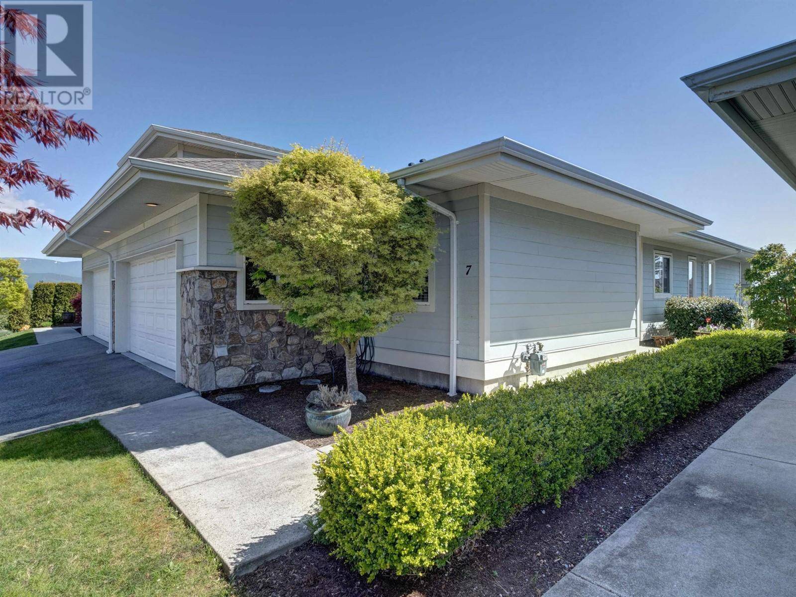 Sechelt, BC V7Z0K7,5520 MCCOURT RD #7