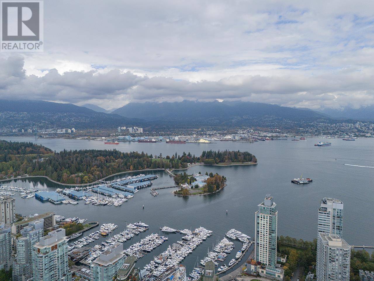 Vancouver, BC V6E4R3,1288 WEST GEORGIA ST #3504