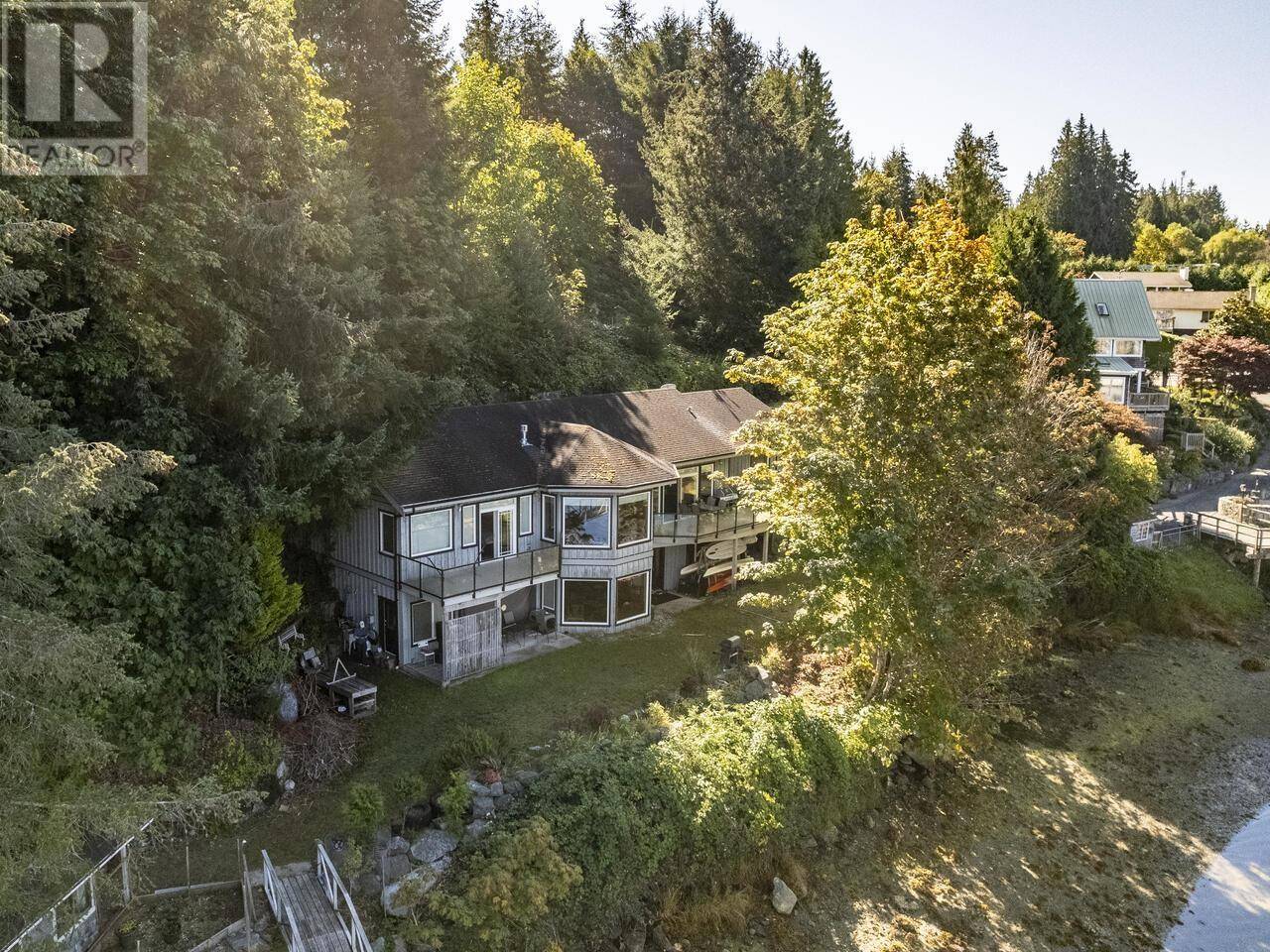 Madeira Park, BC V0N2H1,4681 FRANCIS PENINSULA ROAD