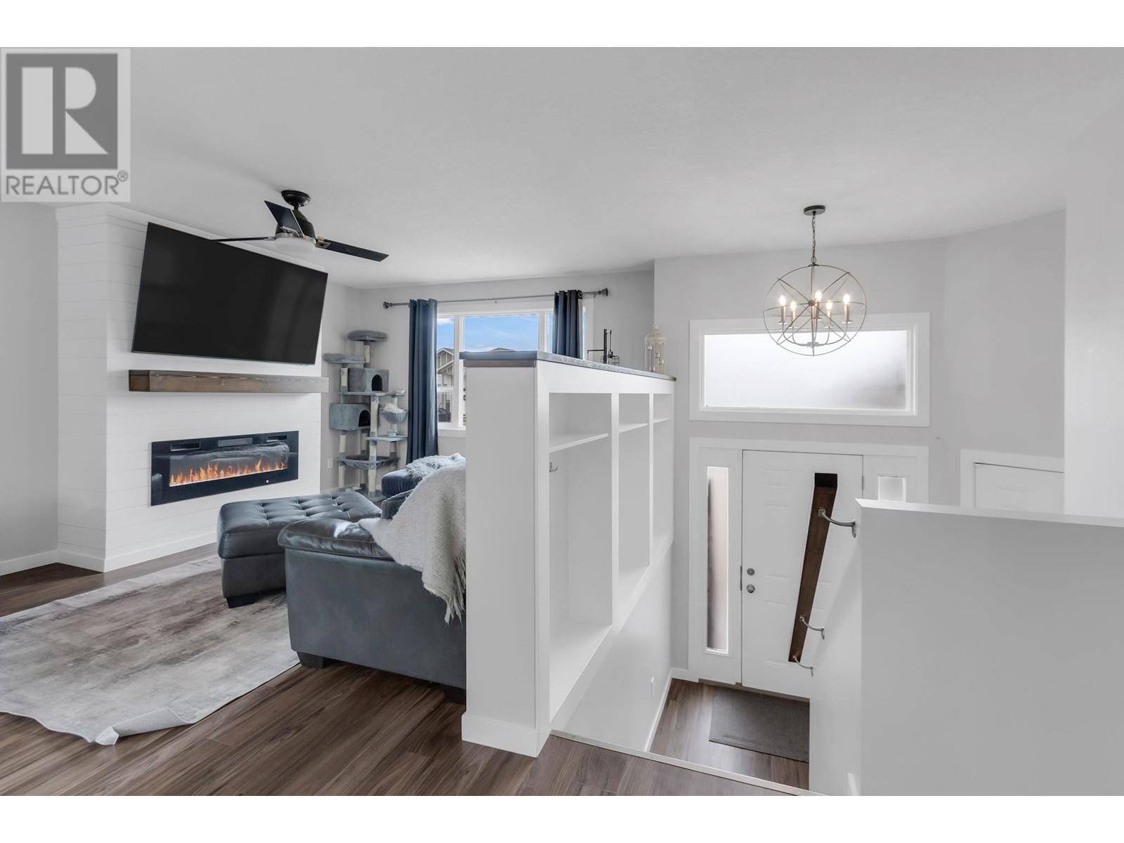 Prince George, BC V2K5A6,5417 WOODVALLEY DRIVE