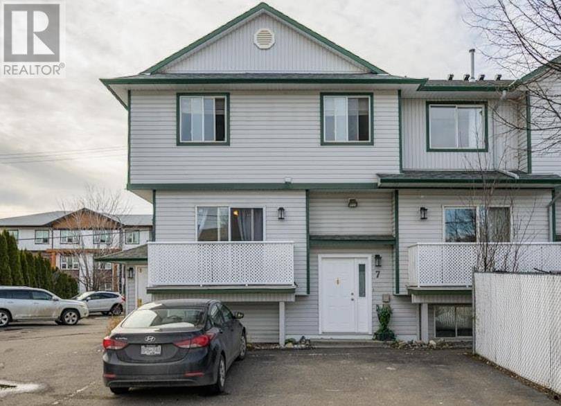 Prince George, BC V2L2R4,1768 SPRUCE ST #107