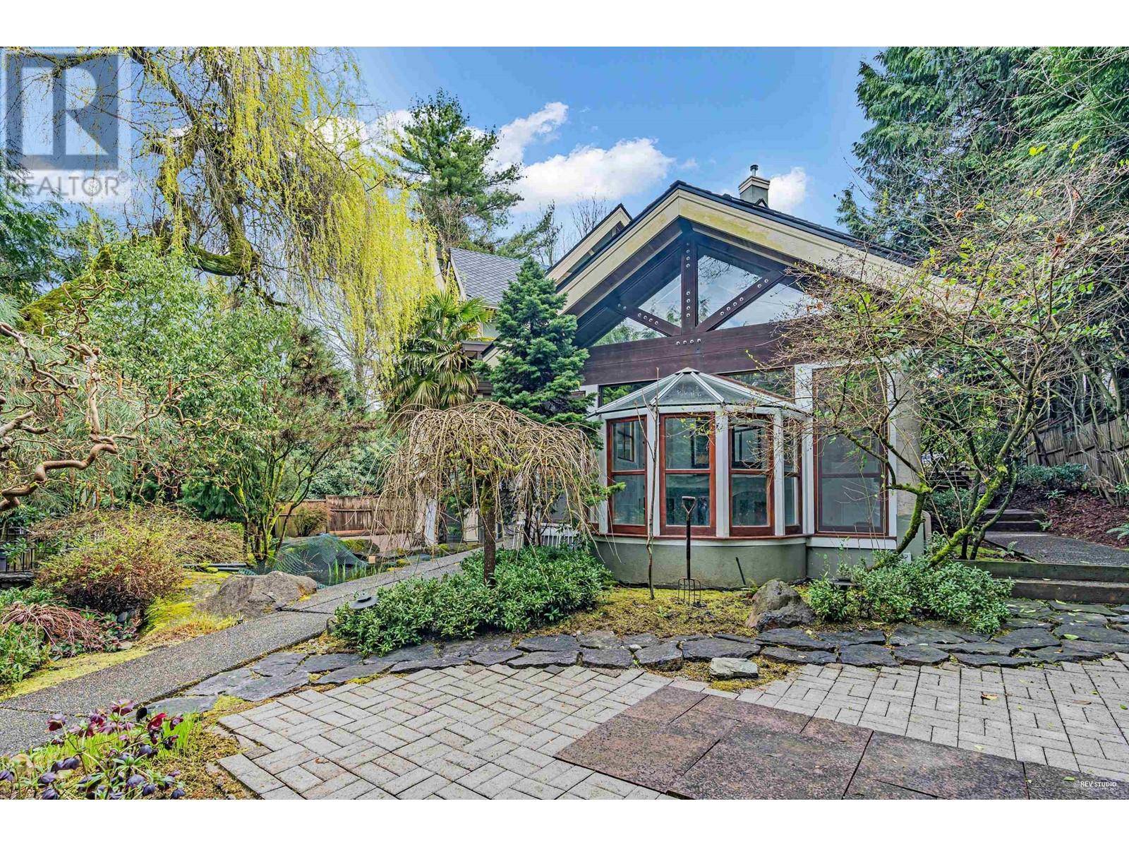 Vancouver, BC V6J4K1,3489 PINE CRESCENT