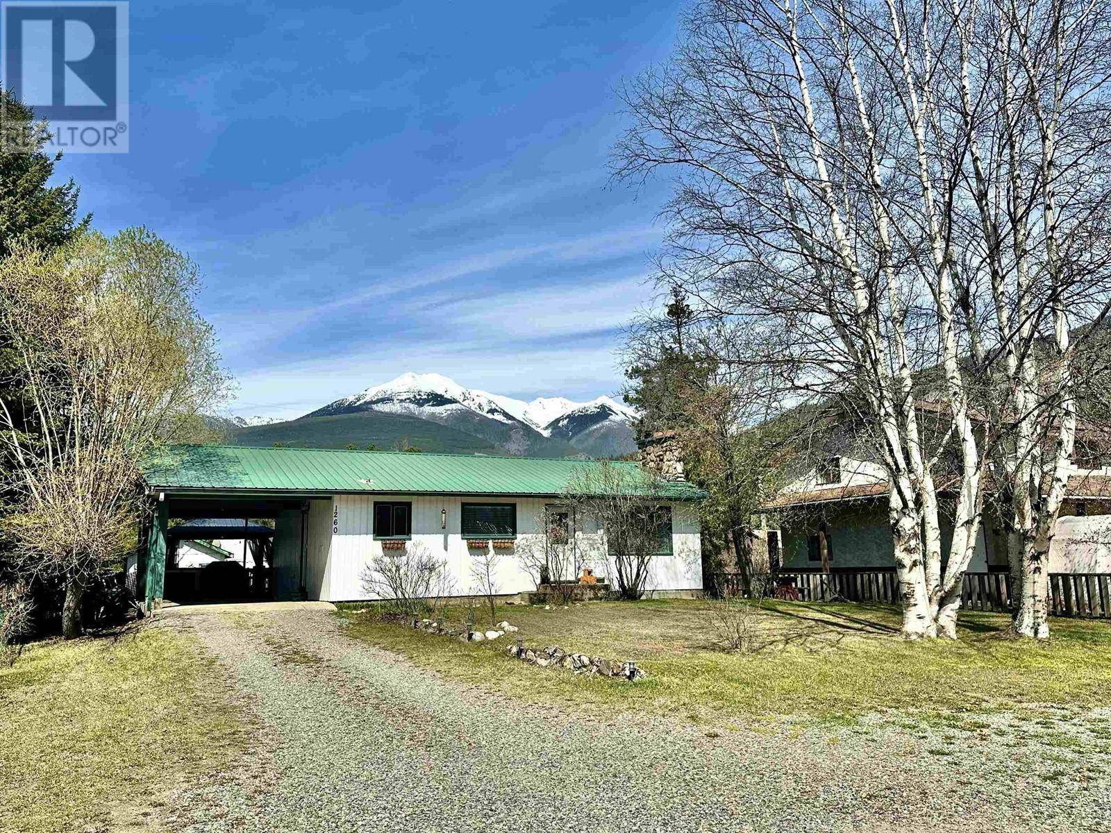 Valemount, BC V0E2Z0,1260 3RD AVENUE