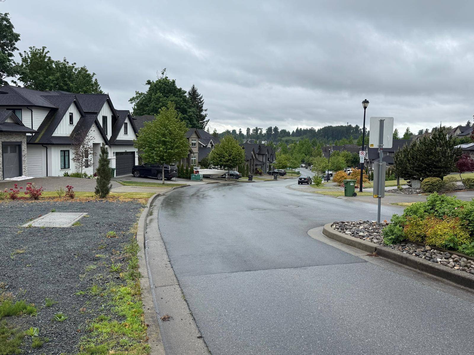 Abbotsford, BC V4X0A6,2382 MERLOT BOULEVARD
