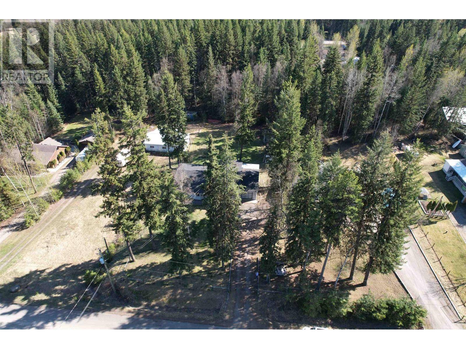 Quesnel, BC V2J7B8,2401 TANOKA ROAD