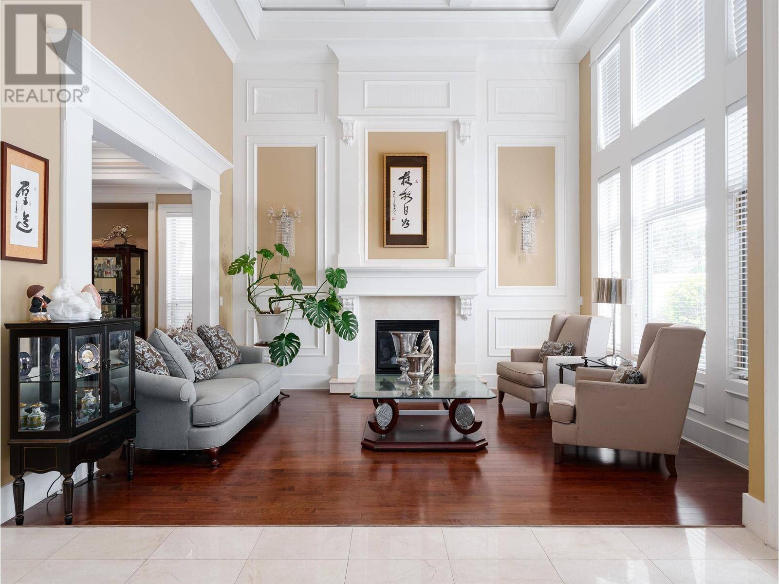 Richmond, BC V7C3M9,7591 LOMBARD ROAD