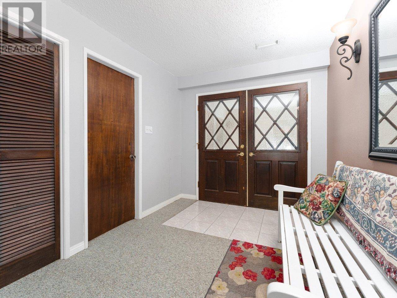 North Vancouver, BC V7H1N8,2602 SECHELT DRIVE
