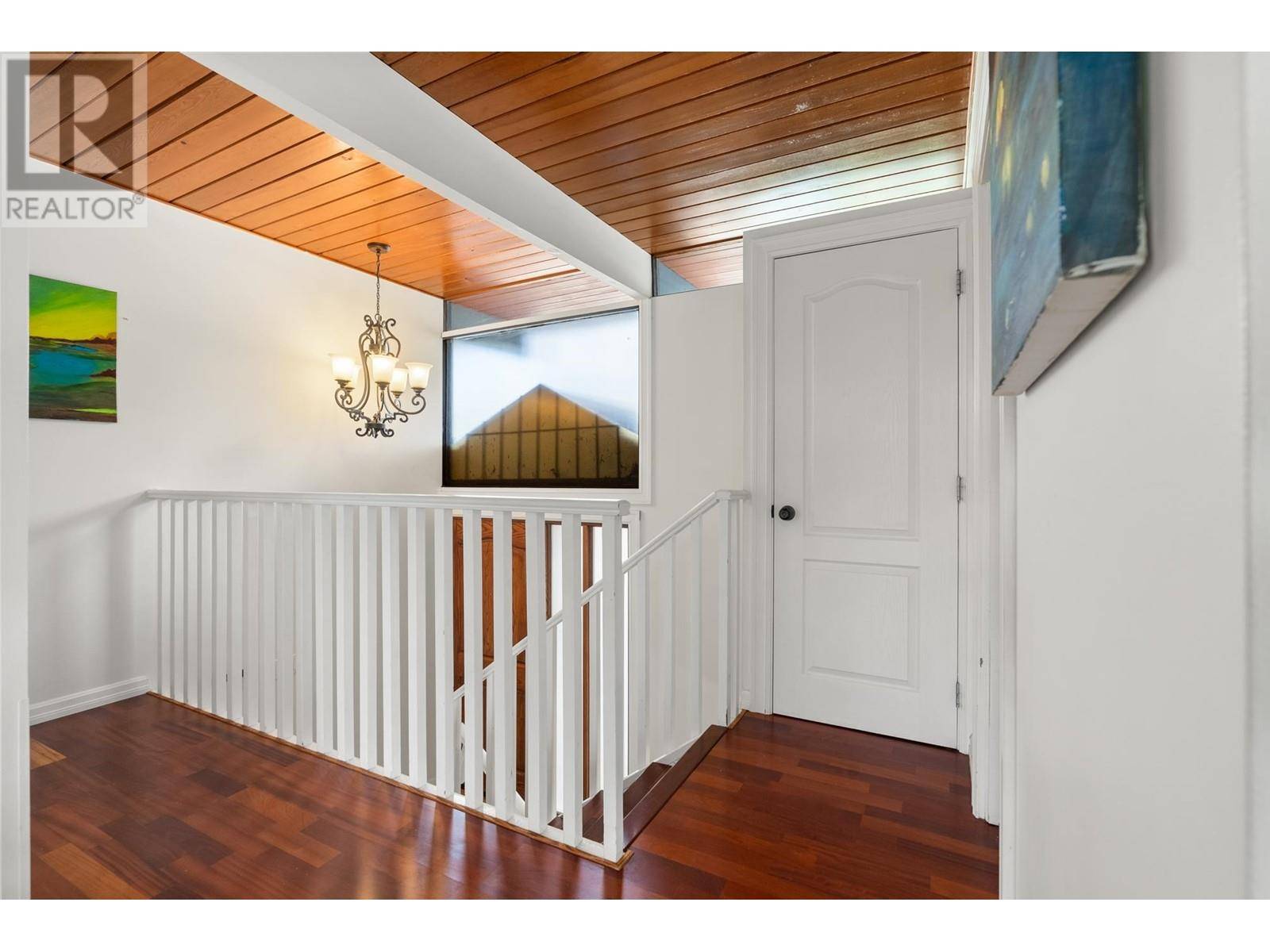 North Vancouver, BC V7N2X9,621 THE DEL