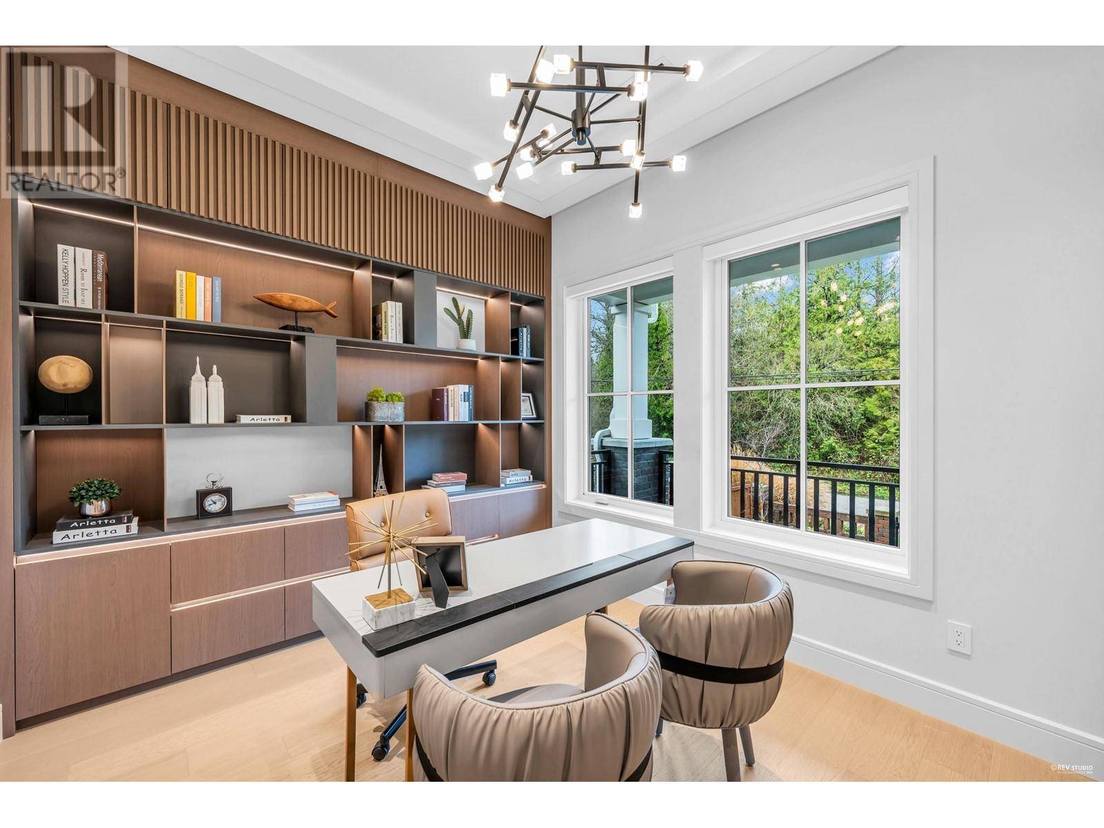 Vancouver, BC V6N3V5,3852 W 50TH AVENUE