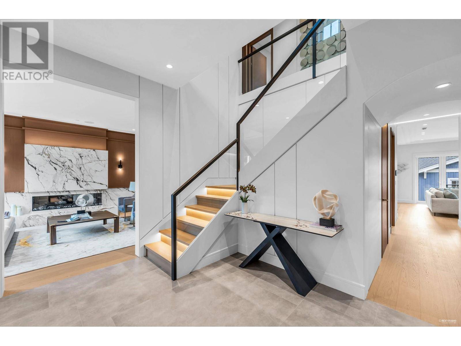 Vancouver, BC V6N3V5,3852 W 50TH AVENUE