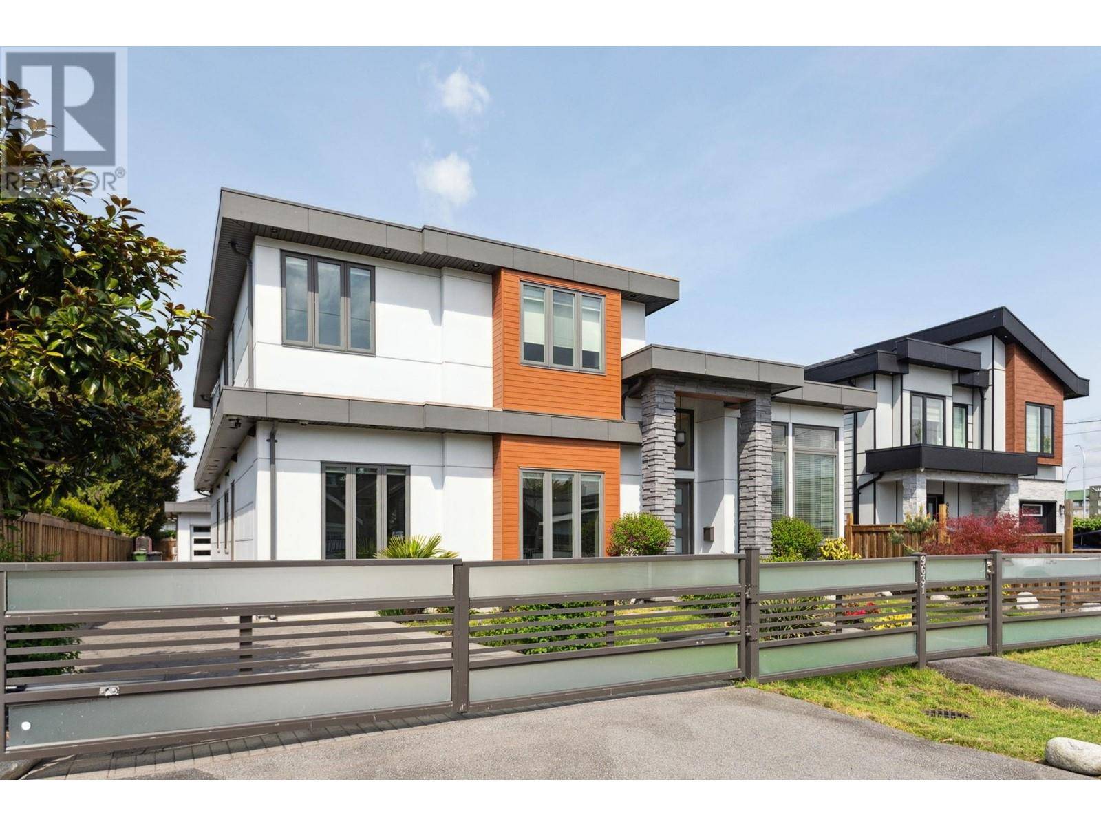 Richmond, BC V6X1P8,9631 PATTERSON ROAD