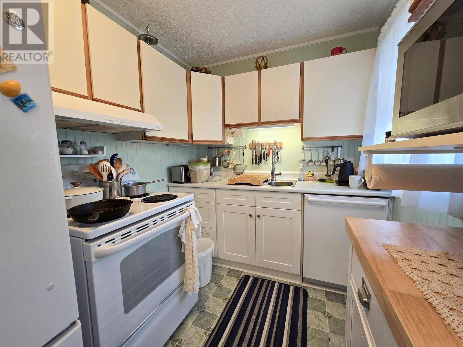Kitimat, BC V8C1N2,81 MALLARD STREET