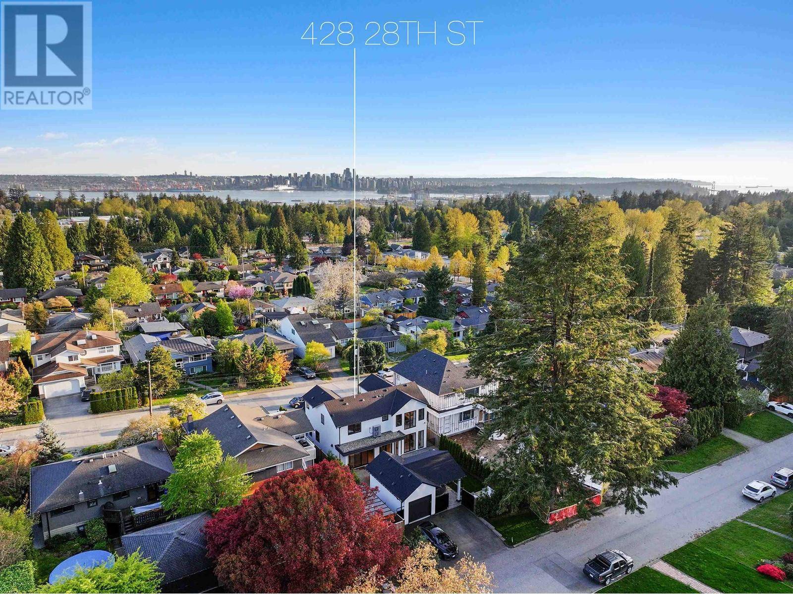 North Vancouver, BC V7N2J3,428 W 28TH STREET