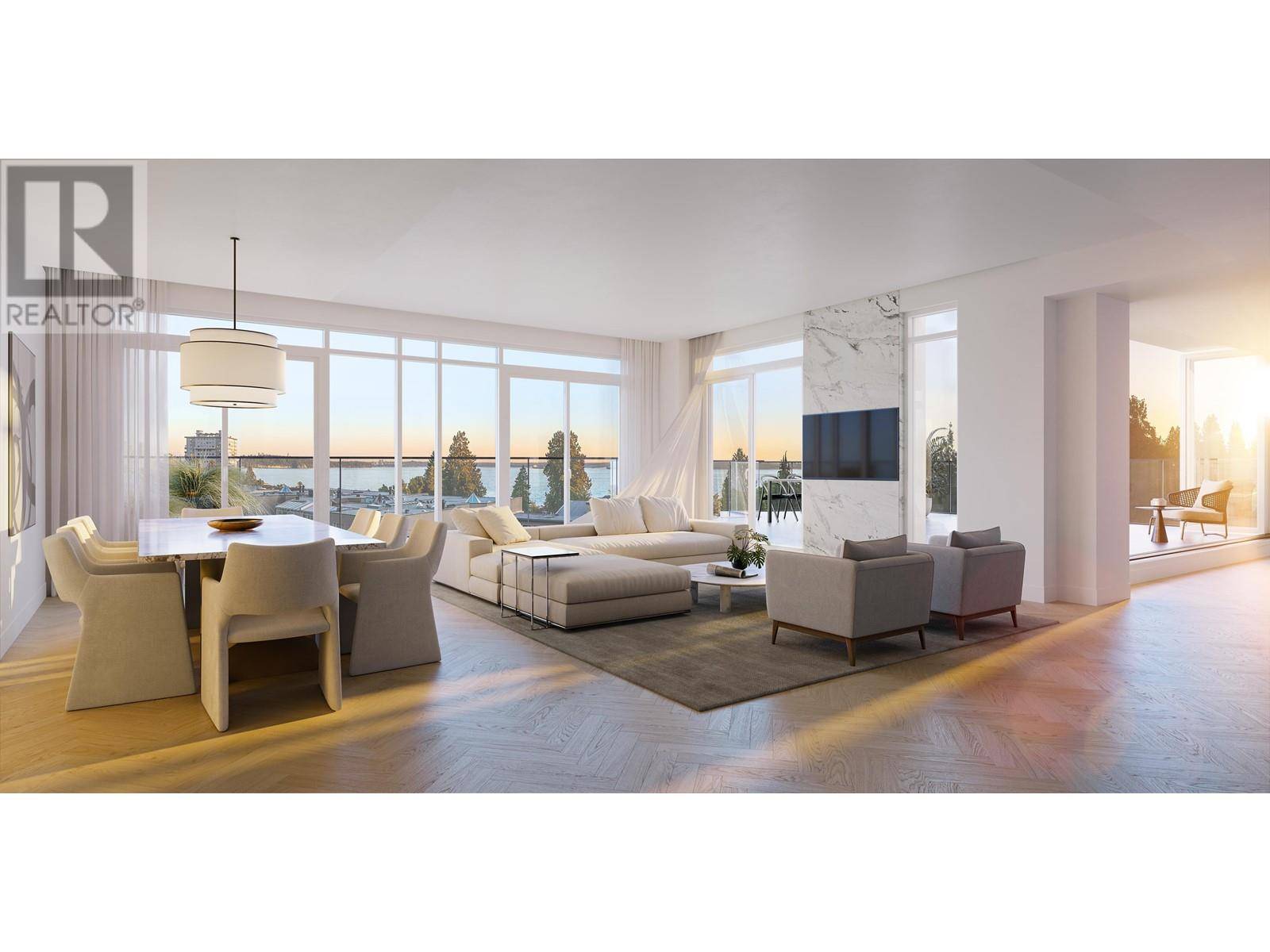West Vancouver, BC V7V1L1,2490 MARINE DR #PH1