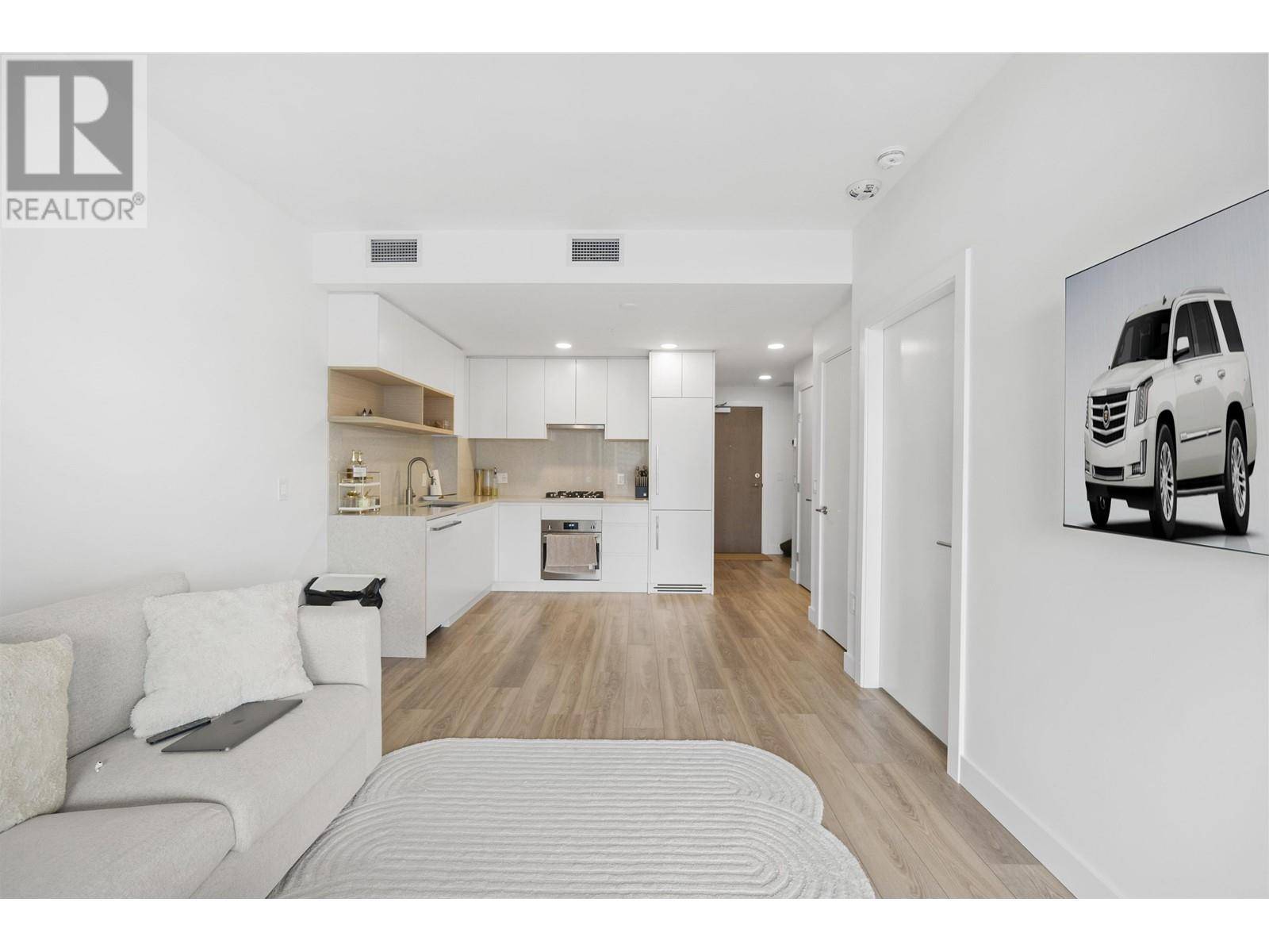 Burnaby, BC V5C5T3,4433 ALASKA ST #1303