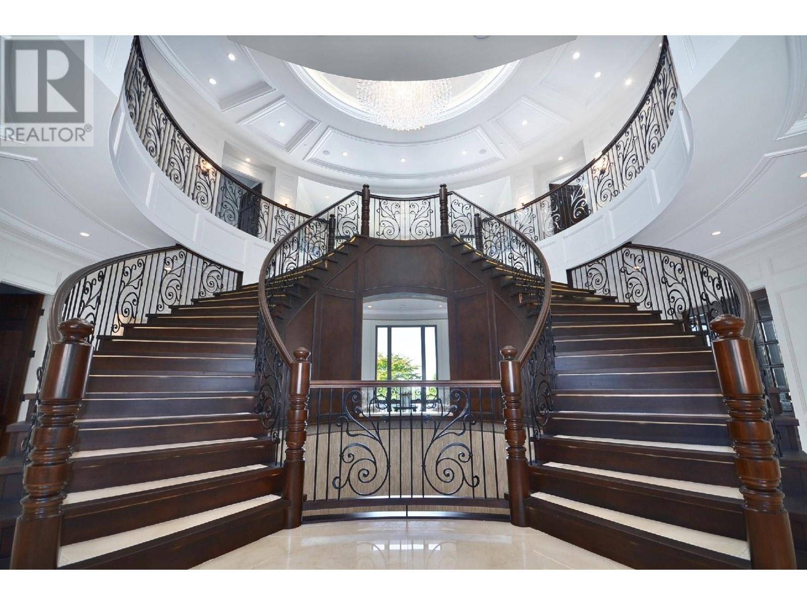 Vancouver, BC V6P6B2,1838 SW MARINE DRIVE