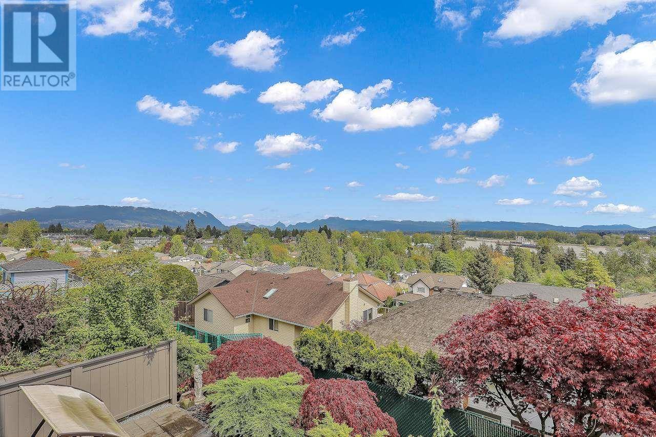 Port Coquitlam, BC V3C5M4,1140 CASTLE CRES #117
