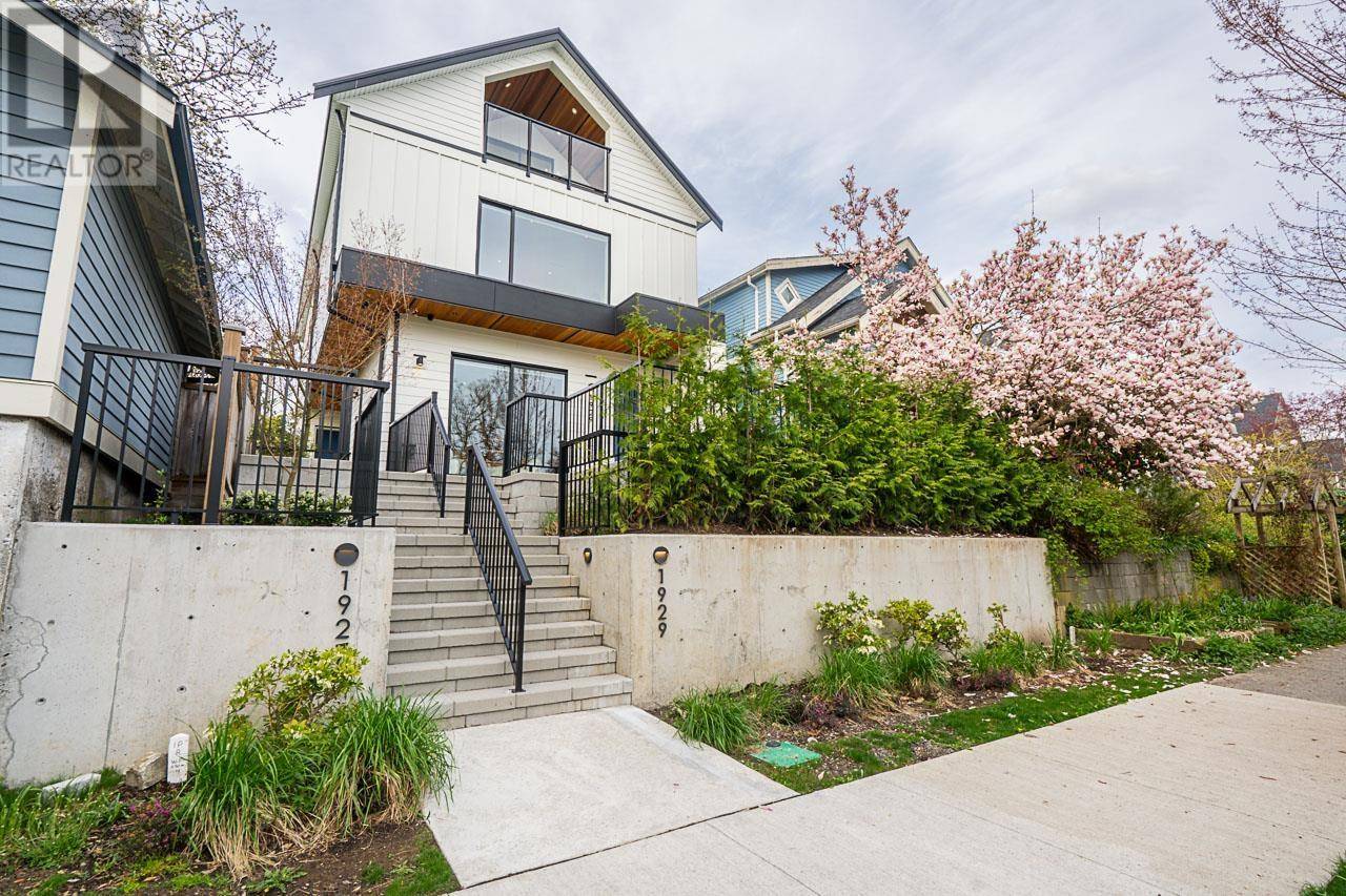 Vancouver, BC V5N1T9,1929 E 8TH AVENUE