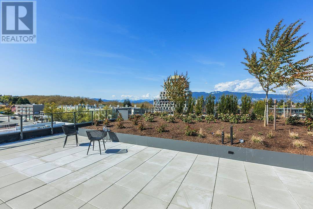 Vancouver, BC V6R2G3,3668 West 10TH AVE #403