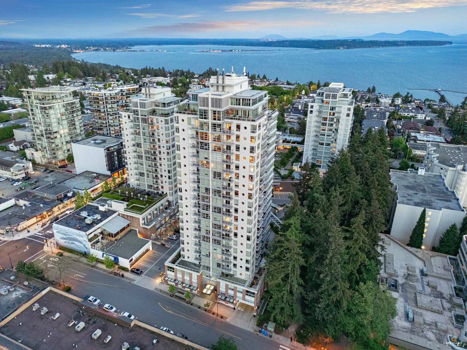 White Rock, BC V4B0A3,15152 RUSSELL #1904