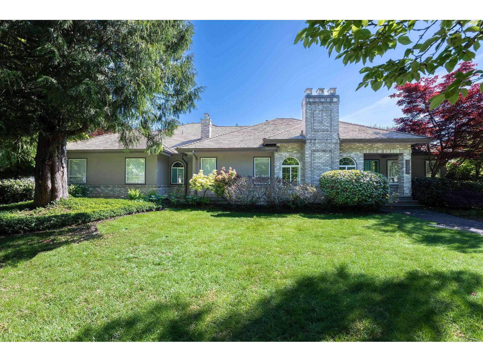 Surrey, BC V4P2L9,13966 26 AVENUE