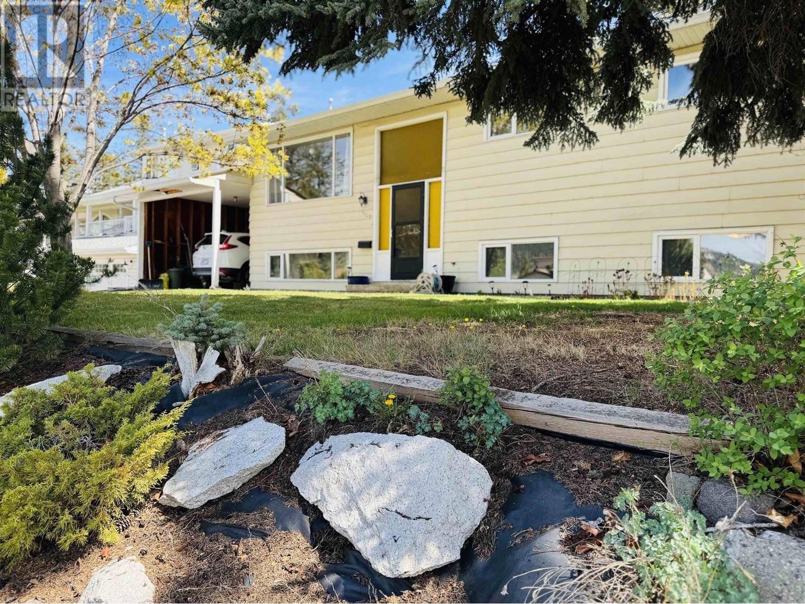 Williams Lake, BC V2G3X4,1520 N TWELFTH AVENUE