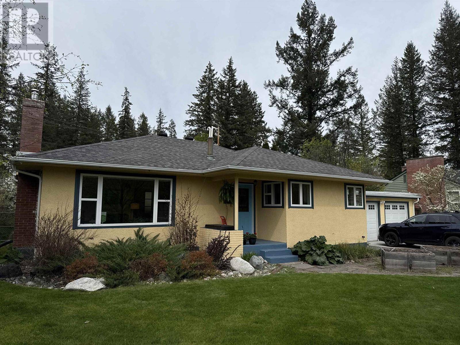 Quesnel, BC V2J3A5,817 MOFFAT AVENUE