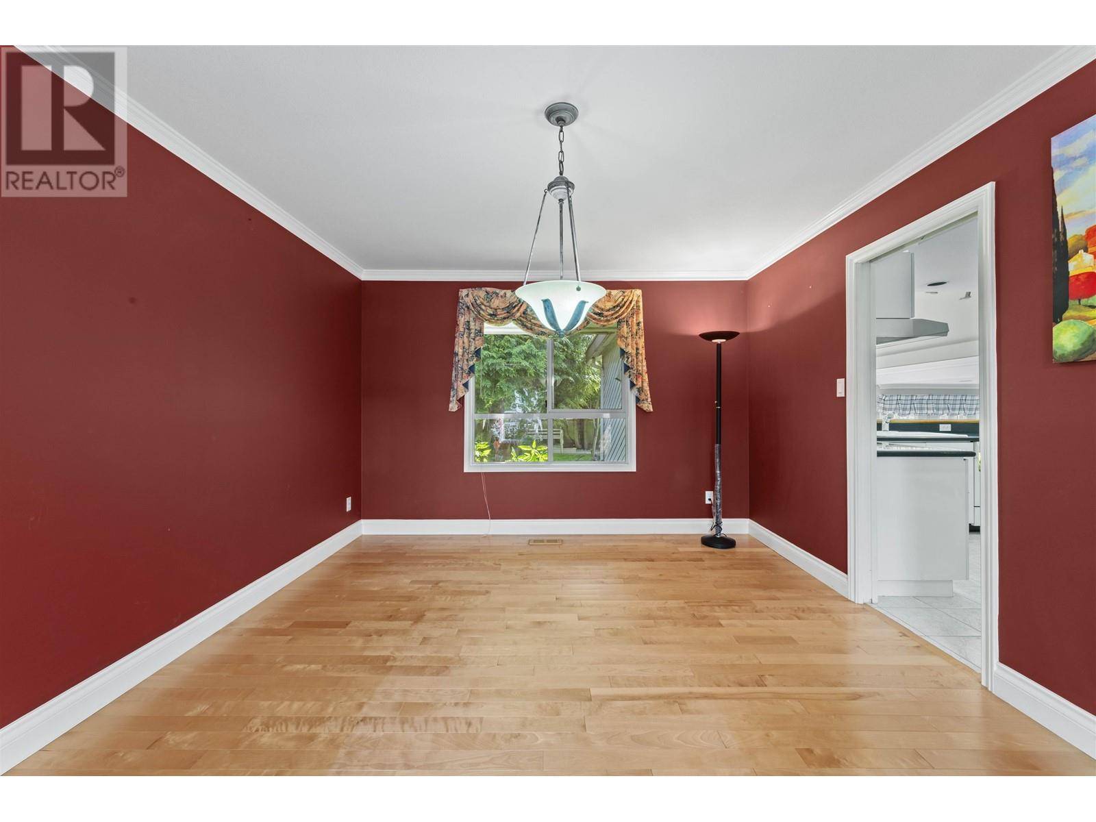 Richmond, BC V6Y2X2,8340 LUNEN ROAD