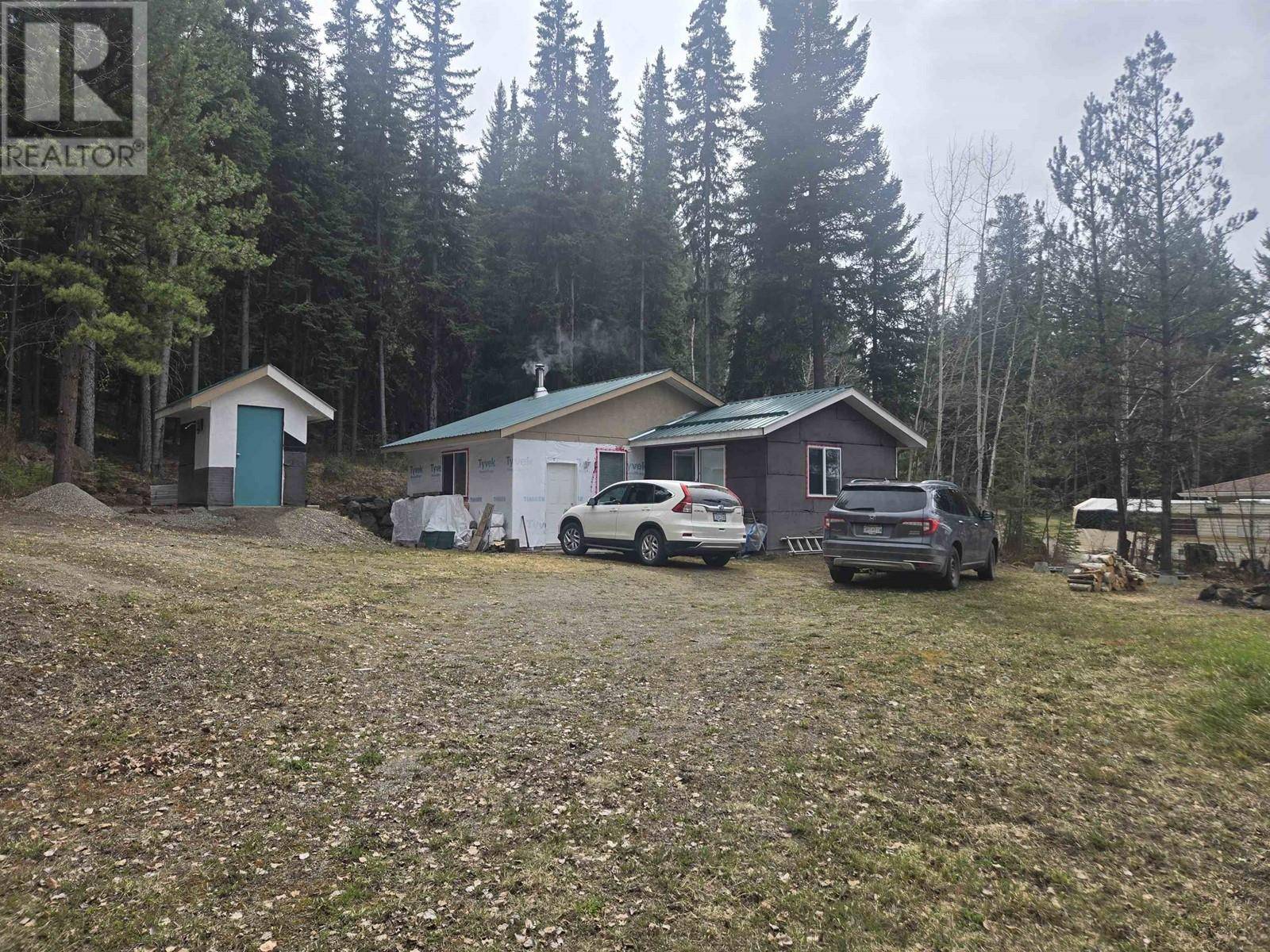 Horse Lake, BC V0K1X3,6519 HORSE LAKE ROAD