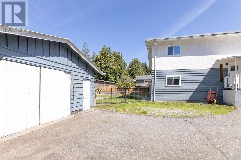 Sechelt, BC V7Z0N3,5607 WAKEFIELD ROAD