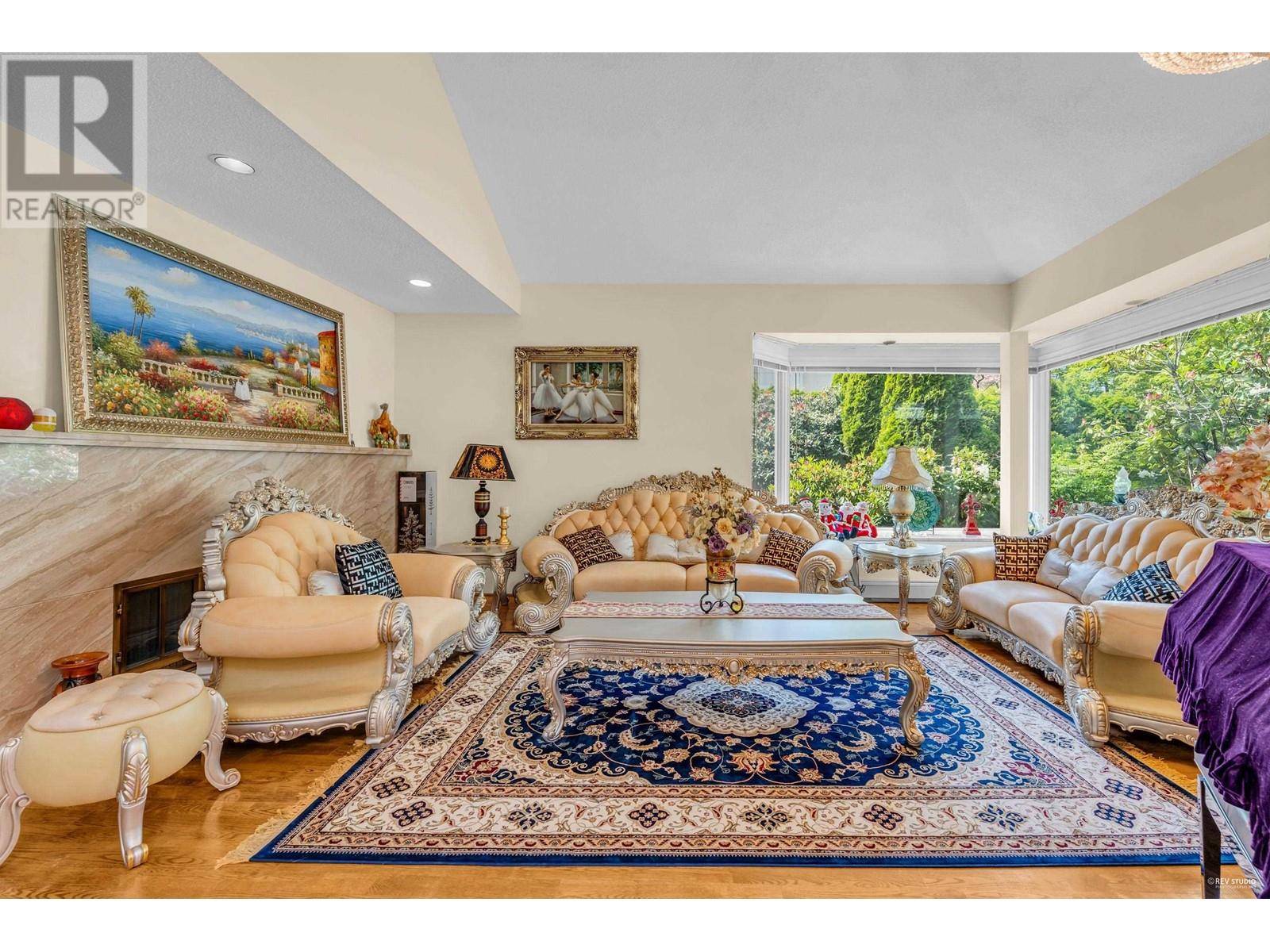 Vancouver, BC V6P1N6,1338 W 54TH AVENUE