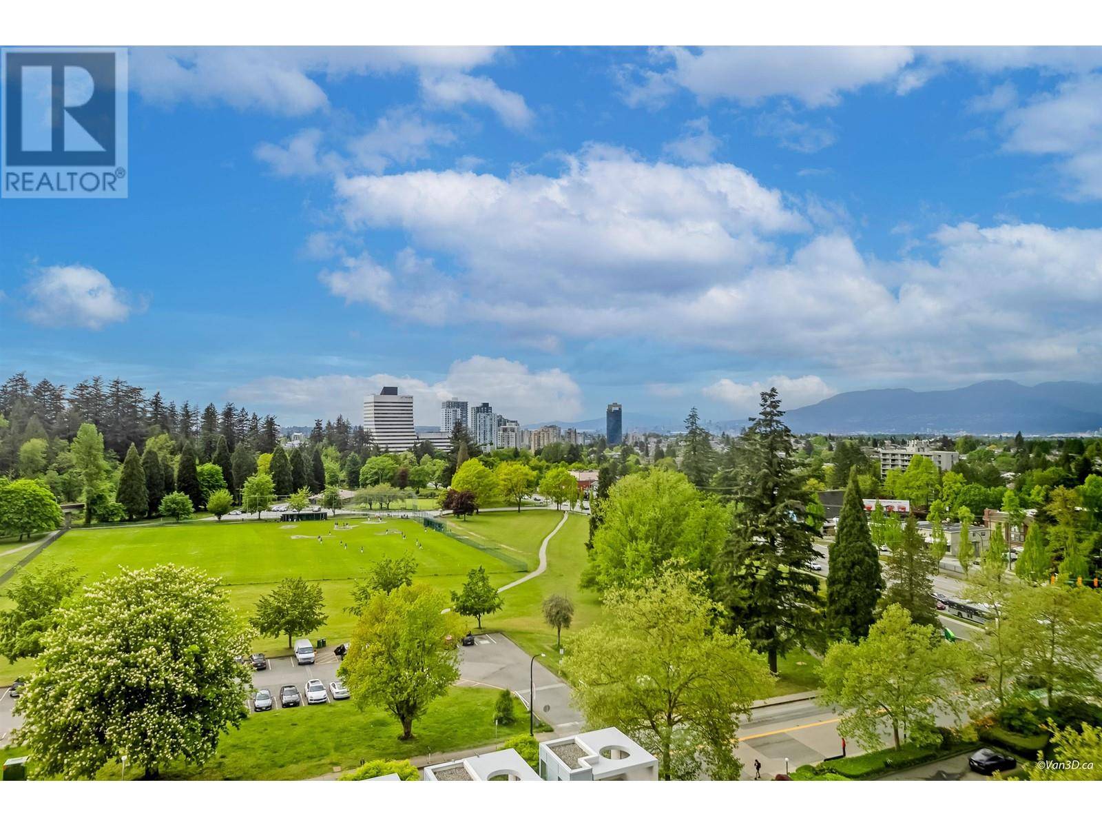 Burnaby, BC V5H0G4,5883 BARKER AVE #1106
