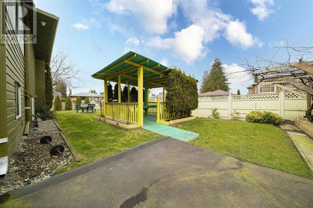 Burnaby, BC V5E1N7,7340 IMPERIAL STREET