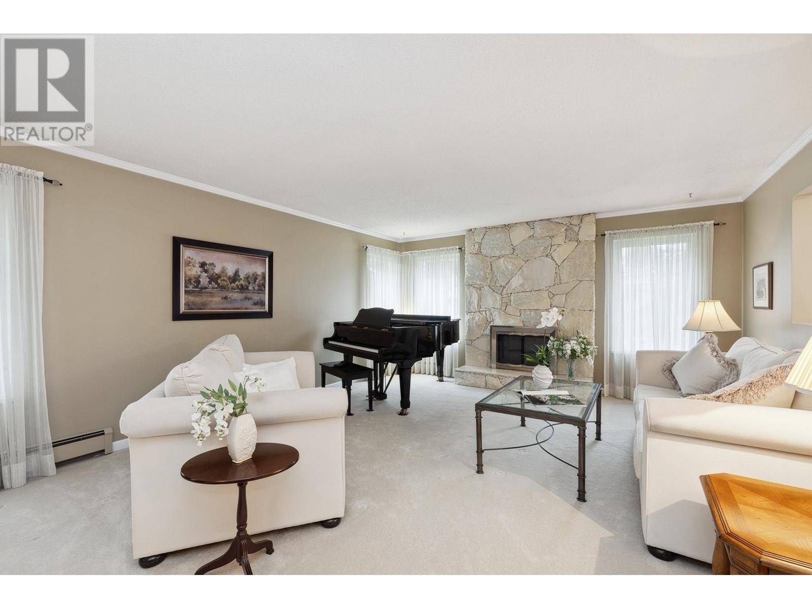Coquitlam, BC V3K6B6,2496 GALE AVENUE