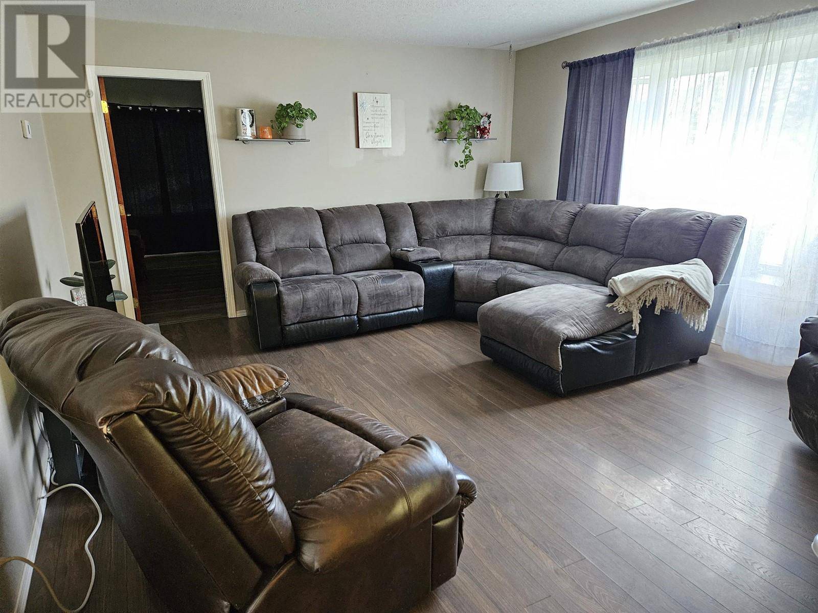 Williams Lake, BC V2G2J1,1709 JUNIPER STREET