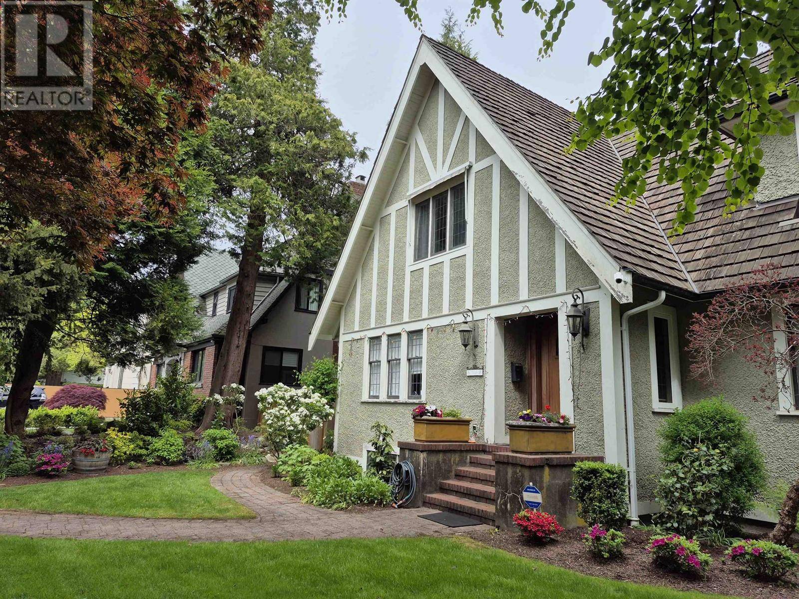 Vancouver, BC V6M3R6,5588 CYPRESS STREET