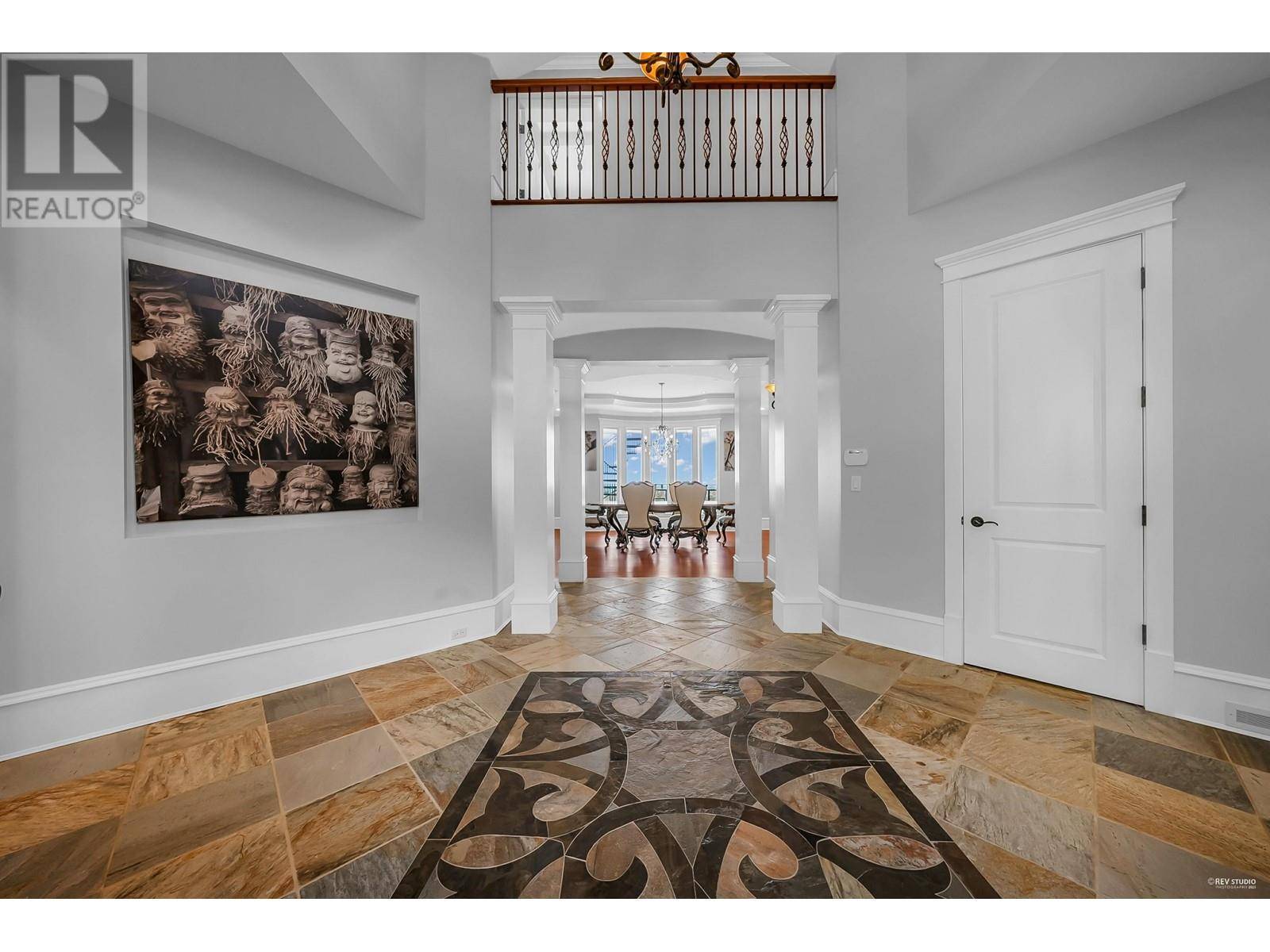 West Vancouver, BC V7S3J2,2326 CHIPPENDALE ROAD