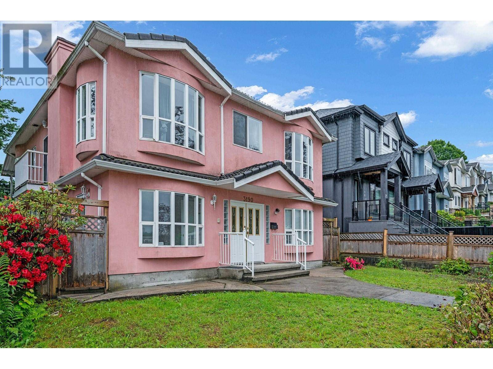 Vancouver, BC V5K3H9,3190 GRANT STREET