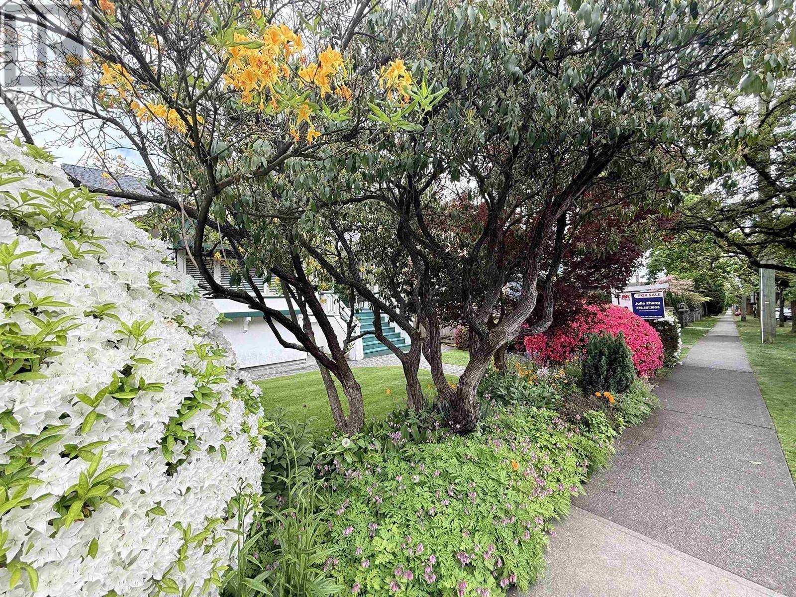 Vancouver, BC V6P3R4,7708 HEATHER STREET
