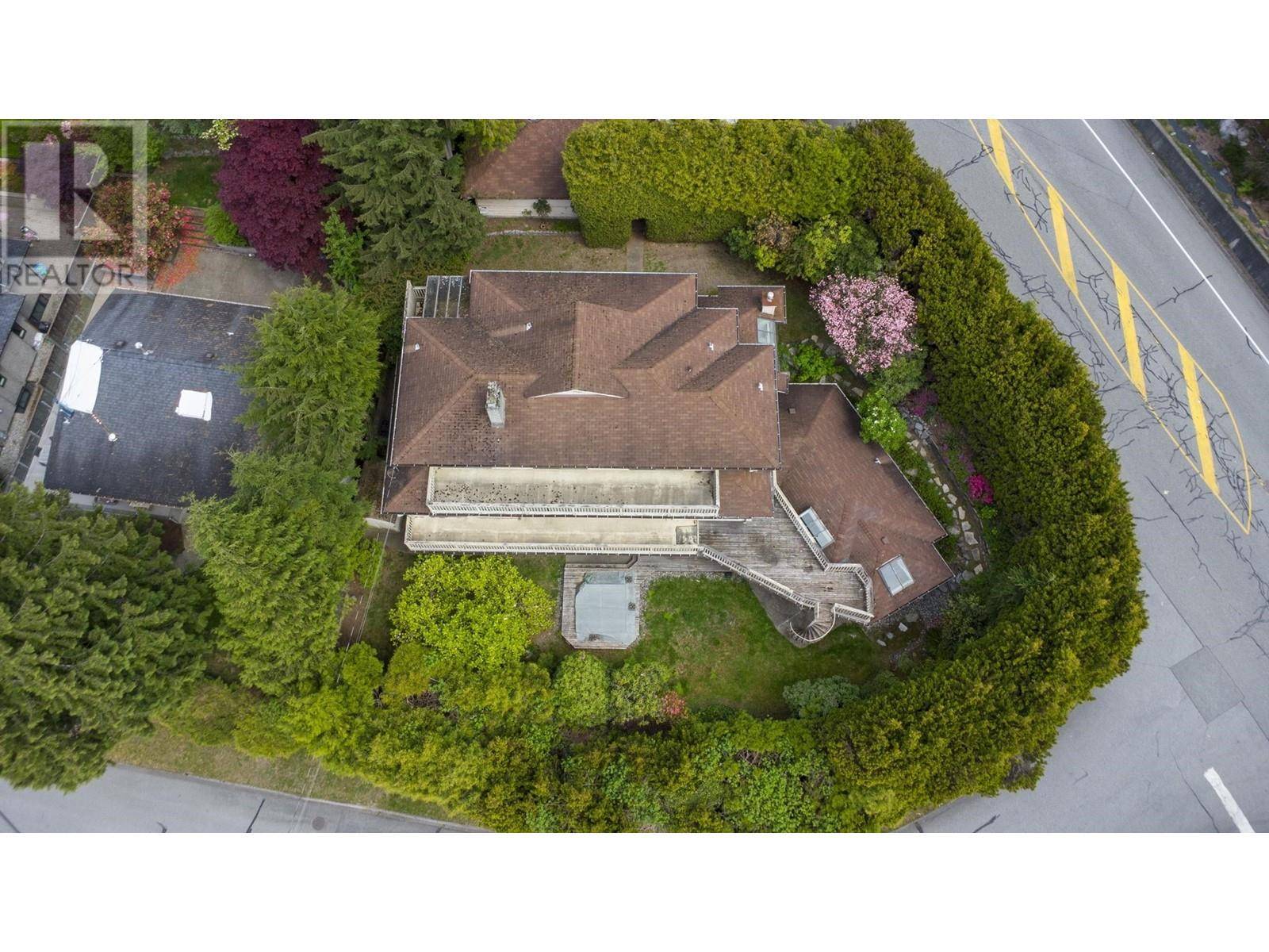 North Vancouver, BC V7N4A5,4325 DELBROOK AVENUE