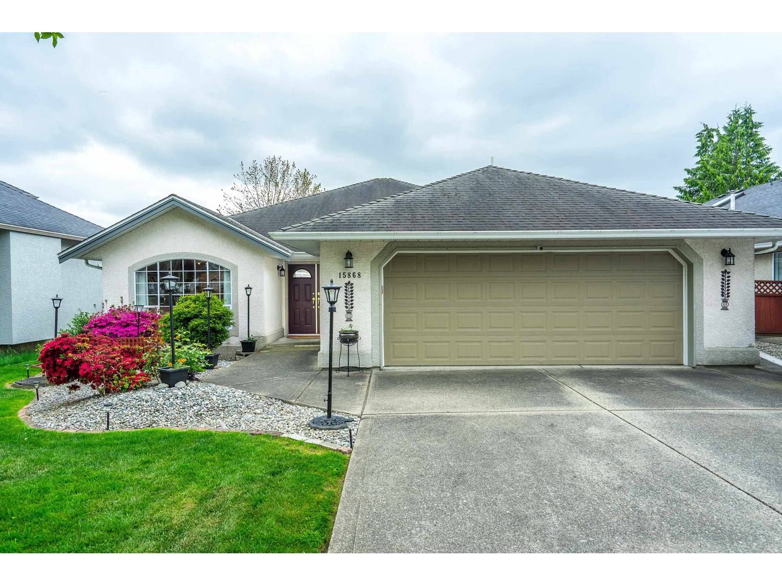 Surrey, BC V4N0S7,15868 80A AVENUE