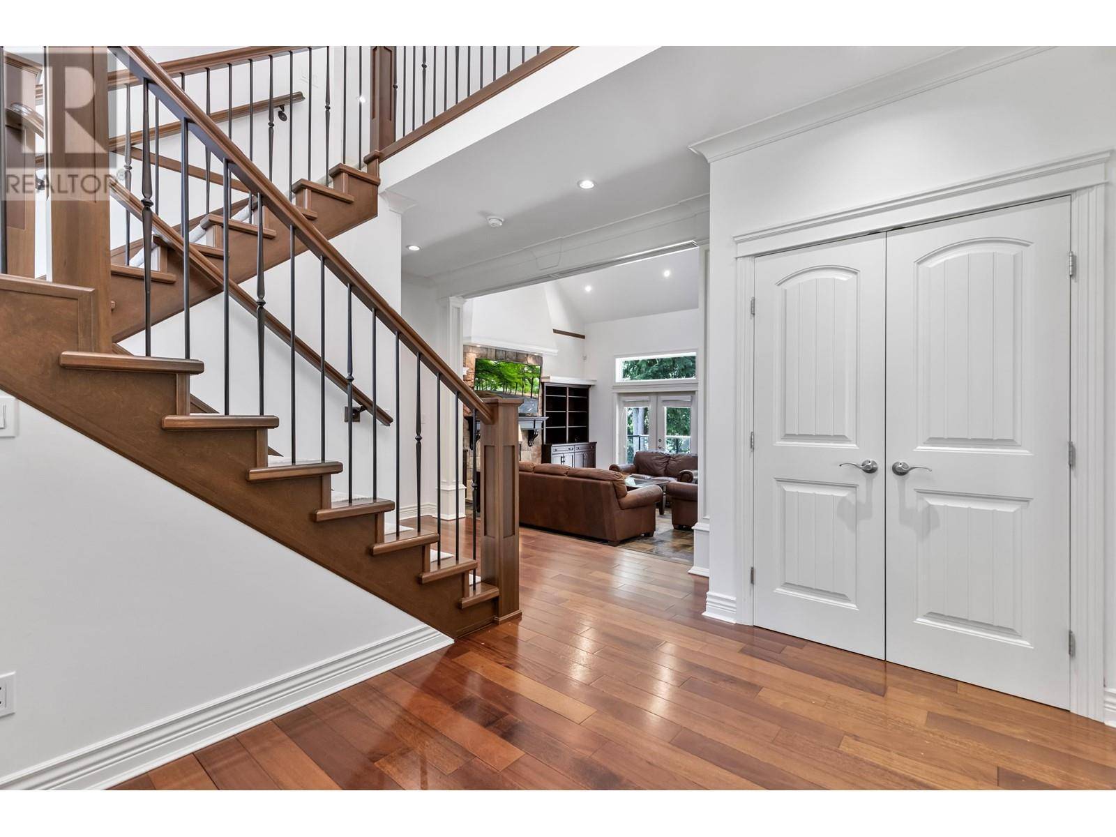 Anmore, BC V3H5M6,2668 FERN DRIVE