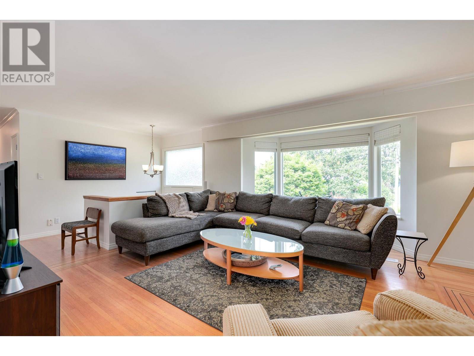 Coquitlam, BC V3J5W2,1720 HARBOUR DRIVE
