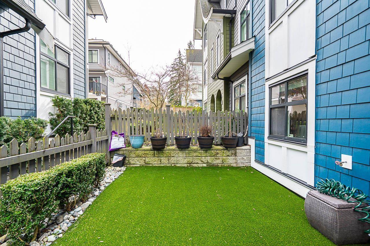 Surrey, BC V3Z0C7,2888 156 #11