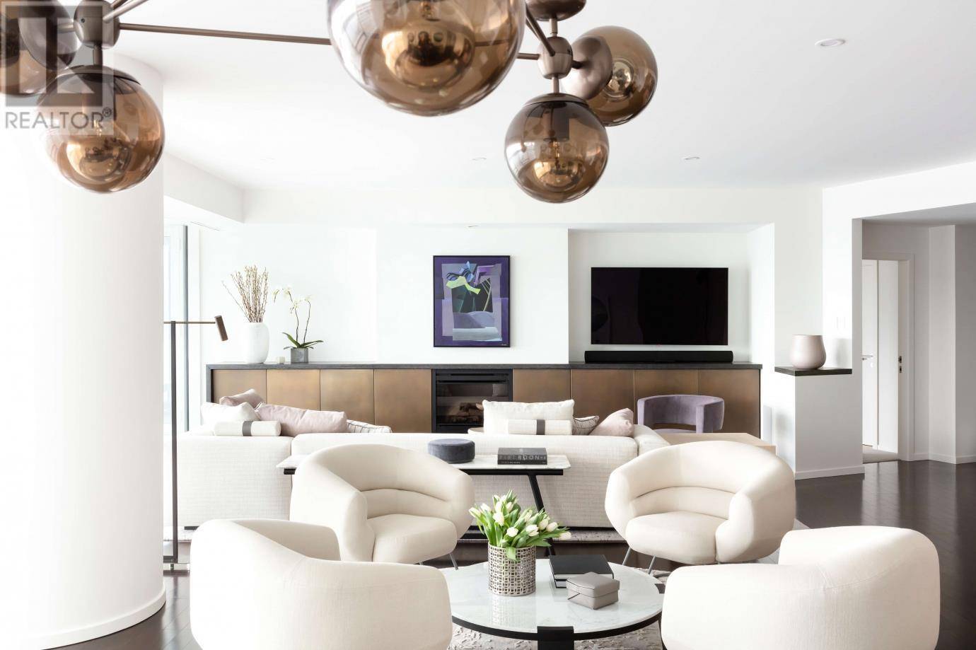 Vancouver, BC V6C0B2,1011 West CORDOVA ST #2303