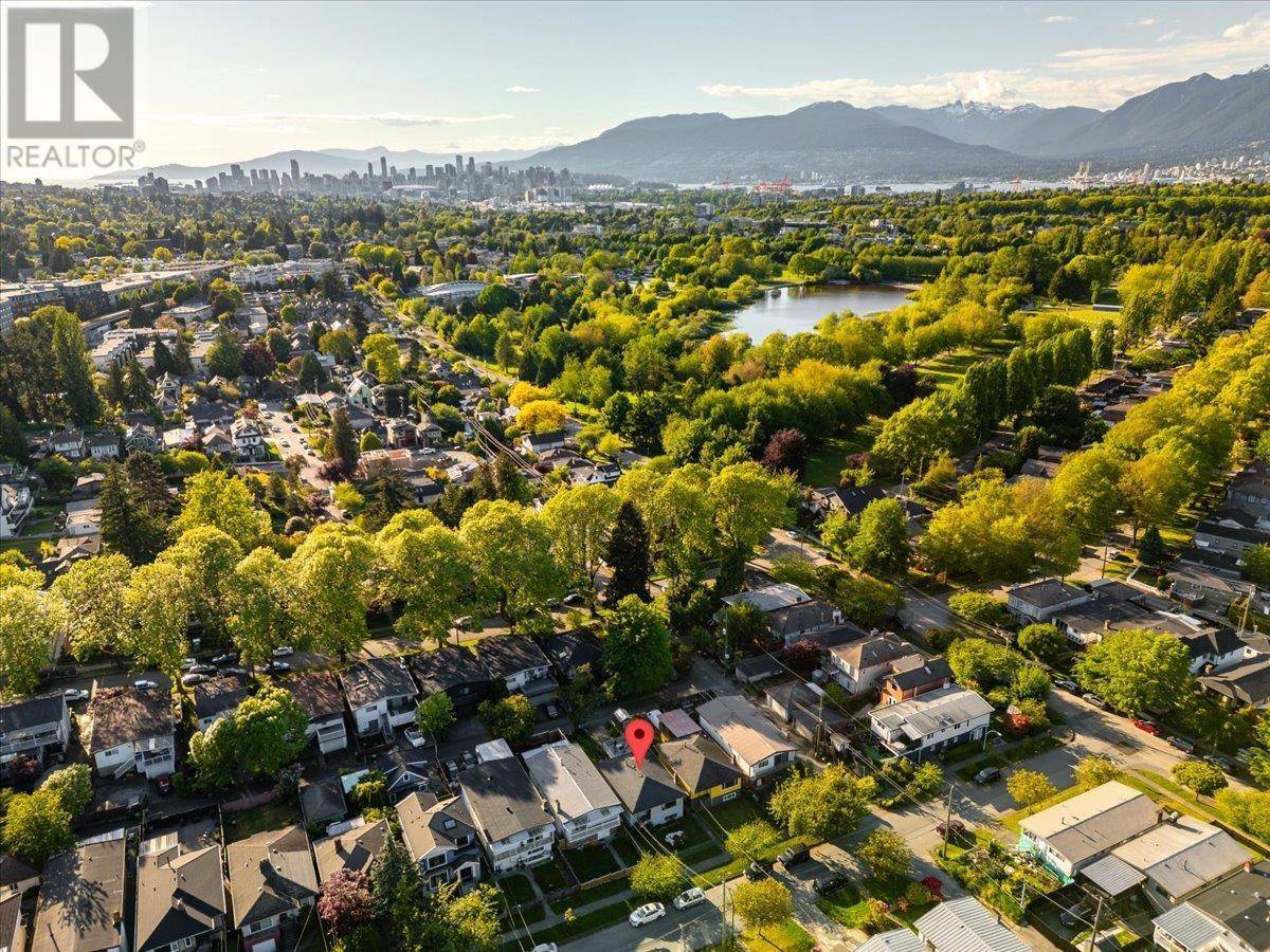 Vancouver, BC V5N5A9,3531 WALKER STREET
